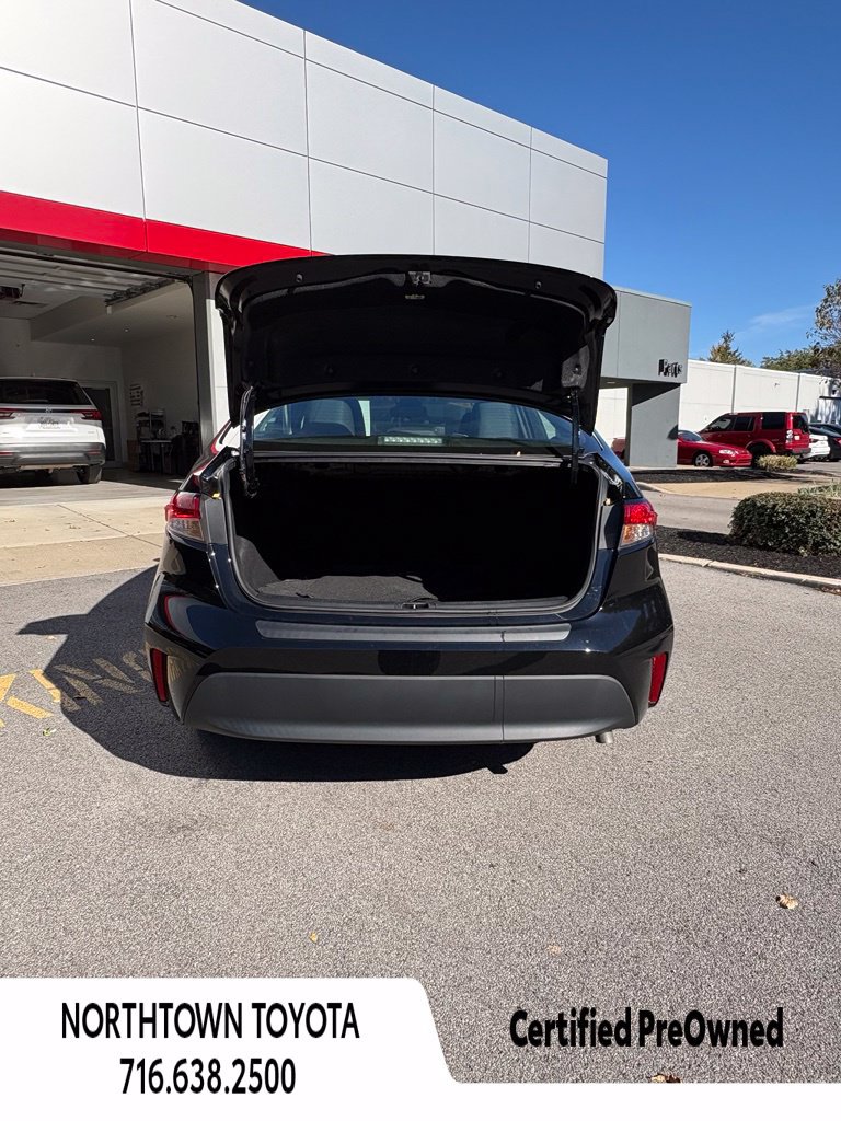 Used 2023 Toyota Corolla LE w/ Carpet Mat Package (TMS) FWD image 17