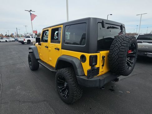Used 2015 Jeep Wrangler Unlimited Sport AWD/4WD image 5