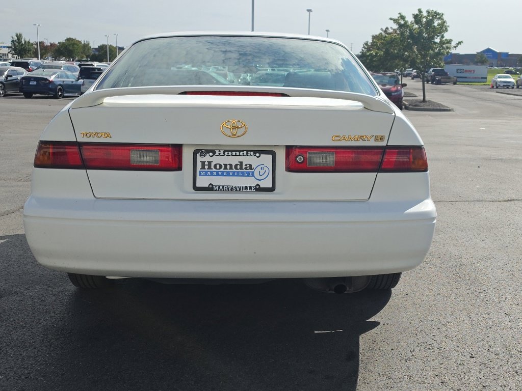 Used 1999 Toyota Camry LE FWD image 6
