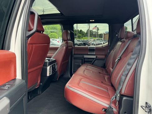 Used 2019 Ford F150 Platinum w/ Equipment Group 701A Luxury AWD/4WD image 10