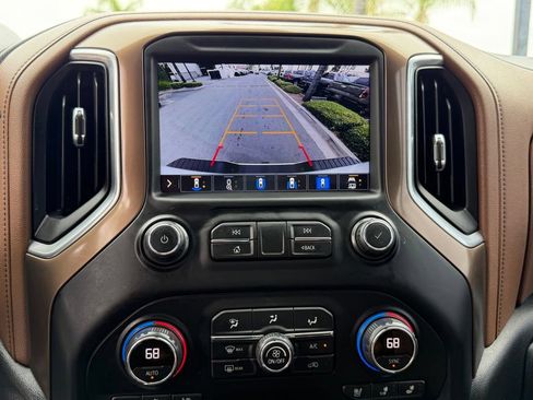 Used 2021 Chevrolet Silverado 3500 High Country w/ Technology Package AWD/4WD image 32