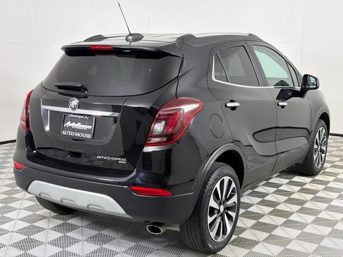 Used 2021 Buick Encore Preferred w/ Safety Package image 5