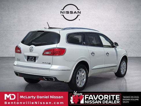 Used 2017 Buick Enclave Leather w/ Trailering Package AWD/4WD image 5