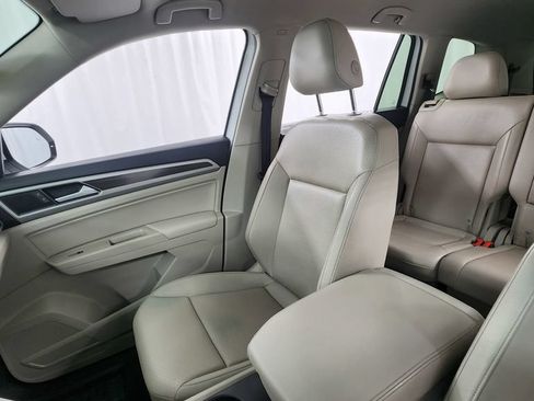 Used 2018 Volkswagen Atlas SE FWD image 13