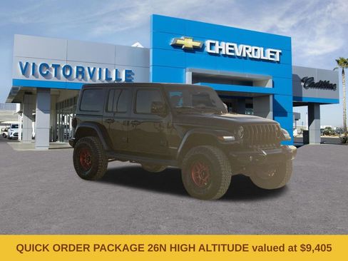 Used 2021 Jeep Wrangler Unlimited Sahara AWD/4WD image 3