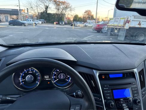 Used 2013 Hyundai Sonata GLS image 22