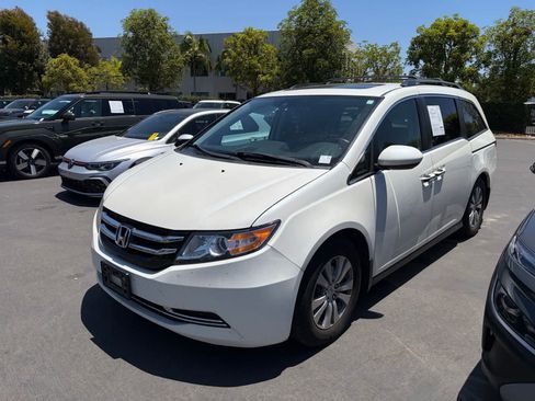 Used 2015 Honda Odyssey EX-L image 1