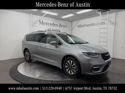 Used 2021 Chrysler Pacifica Touring-L