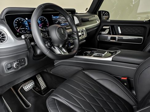 Used 2025 Mercedes-Benz G 63 AMG 4MATIC image 17