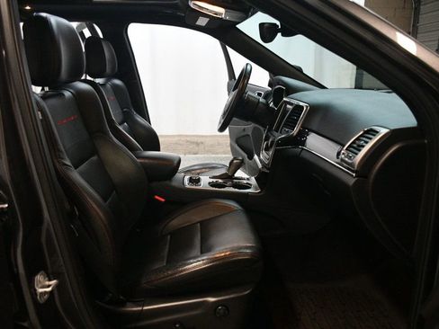 Used 2018 Jeep Grand Cherokee Trailhawk w/ Trailhawk Luxury Group image 29