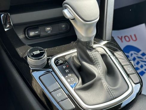 New 2026 Kia Seltos S FWD image 18