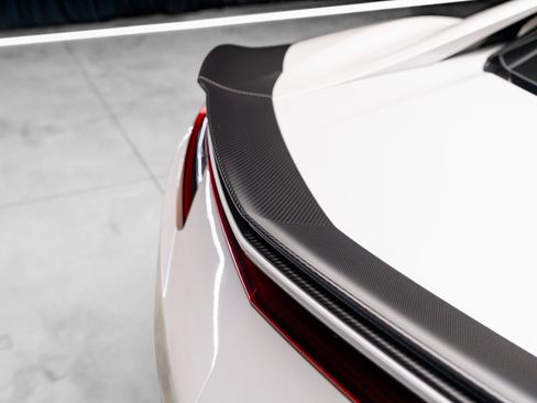 Used 2017 Acura NSX AWD/4WD image 4