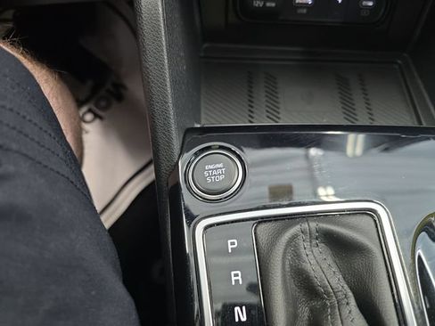 Used 2024 Kia Sportage SX FWD image 25