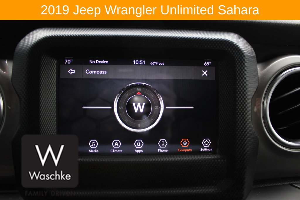 Used 2019 Jeep Wrangler Unlimited Sahara AWD/4WD image 45
