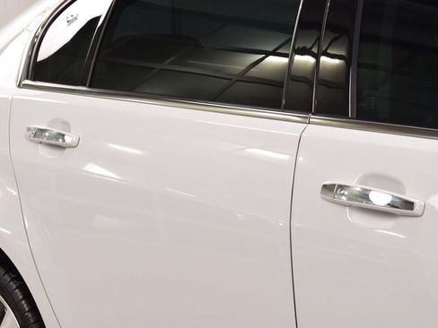Used 2017 Chevrolet SS RWD image 19
