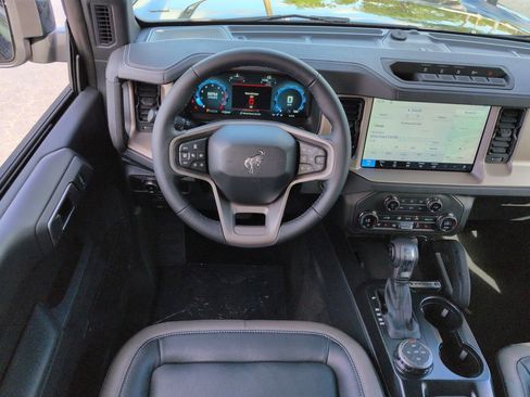 New 2026 Ford Bronco Outer Banks AWD/4WD image 16