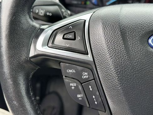 Used 2020 Ford Fusion Titanium FWD image 21