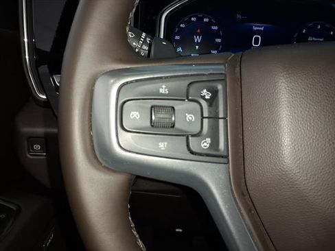 Used 2025 Chevrolet Silverado 1500 LTZ AWD/4WD image 20