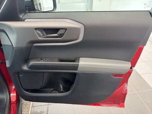 Used 2025 Ford Bronco Sport Badlands image 11