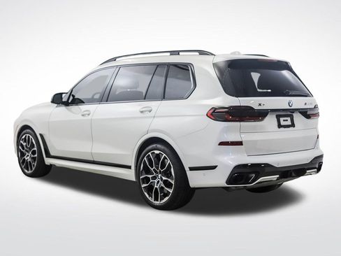 Used 2026 BMW X7 M60i AWD/4WD image 3