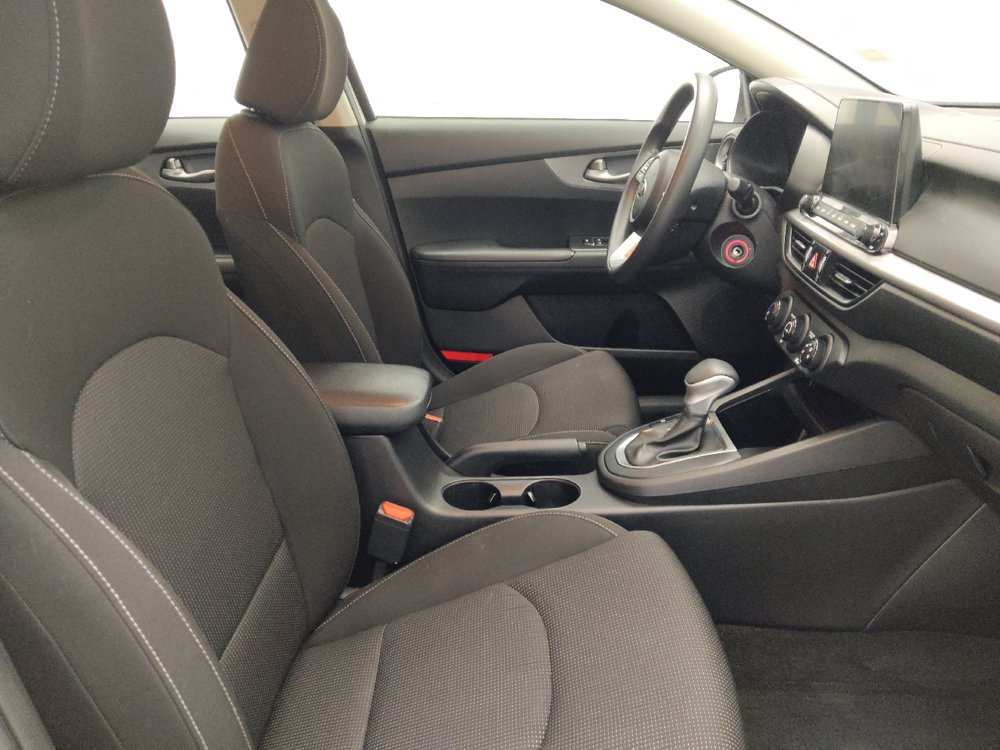 Used 2021 Kia Forte LXS FWD image 21