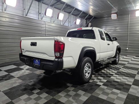 Used 2021 Toyota Tacoma SR image 5