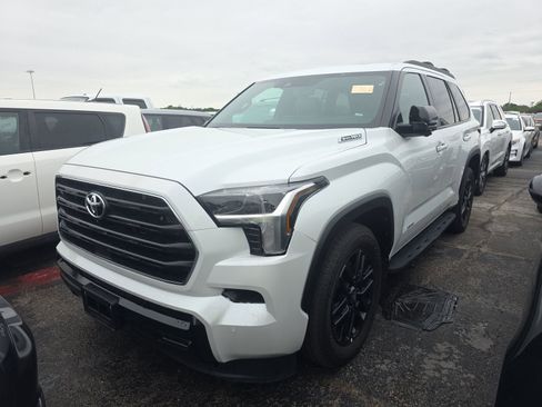 Used 2025 Toyota Sequoia Limited AWD/4WD image 1