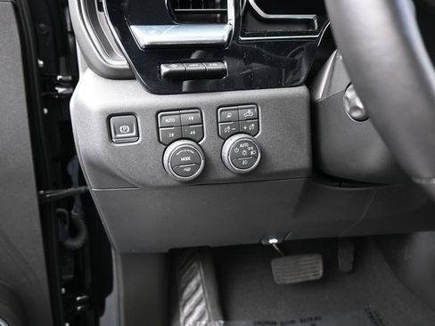 Used 2026 Chevrolet Silverado 1500 High Country w/ Midnight Edition AWD/4WD image 12