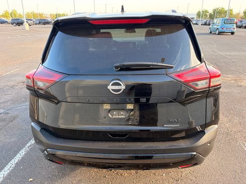 Certified 2023 Nissan Rogue SV w/ SV Premium B Package FWD image 6