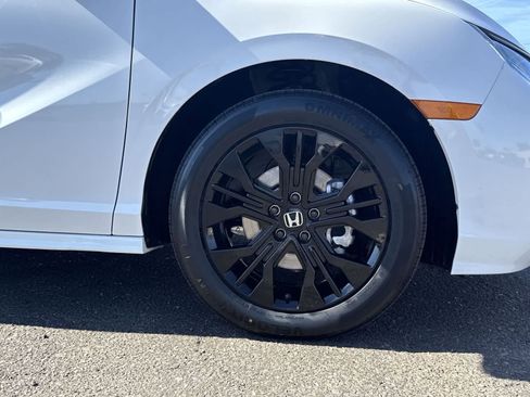 Used 2025 Honda Odyssey Sport-L image 11