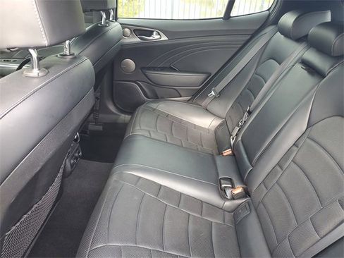 Used 2022 Kia Stinger GT2 image 12