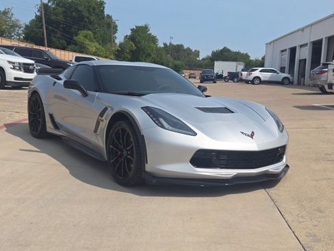 Used 2019 Chevrolet Corvette Grand Sport RWD image 3