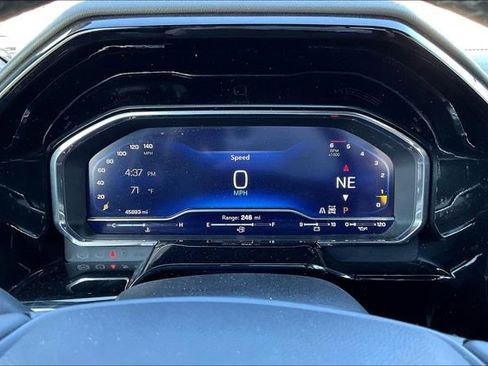 Used 2024 Chevrolet Silverado 1500 ZR2 AWD/4WD image 14