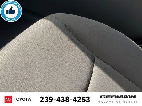 Used 2014 Hyundai Elantra SE FWD image 29