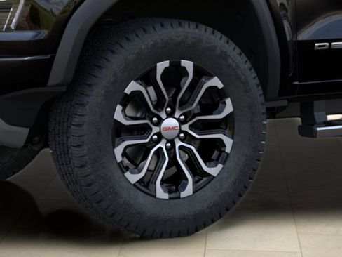 New 2026 GMC Canyon Denali image 16