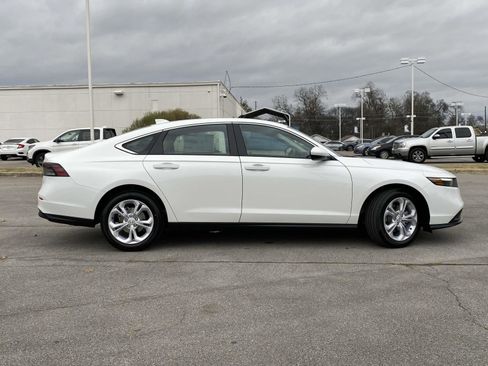 New 2025 Honda Accord LX image 2