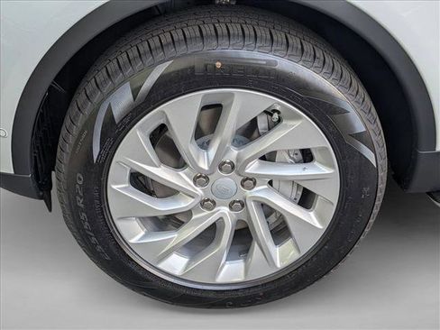 New 2026 Land Rover Discovery S AWD/4WD image 9