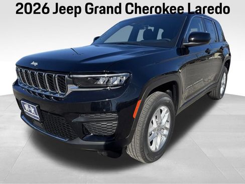 New 2026 Jeep Grand Cherokee Laredo image 7