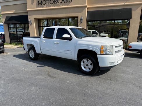 Used 2011 Chevrolet Silverado 1500 LT w/ All-Star Edition image 2