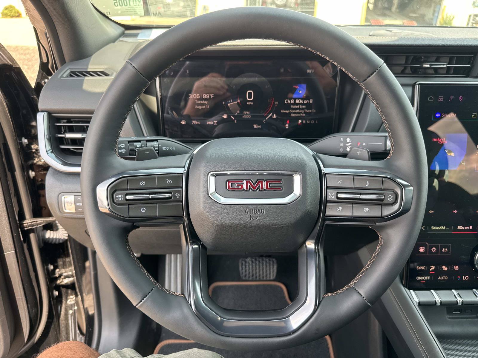 New 2026 GMC Terrain AT4 w/ Convenience Package III AWD/4WD image 30