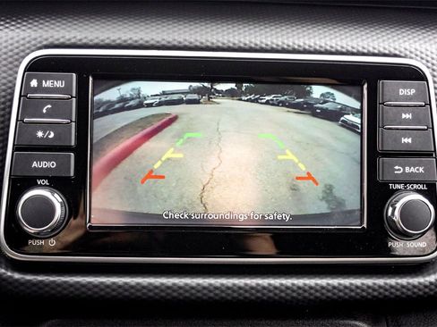 Used 2025 Nissan Kicks Play S image 24