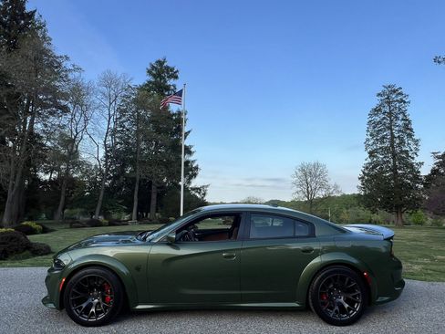 Used 2022 Dodge Charger SRT Hellcat w/ SRT Black Package image 6
