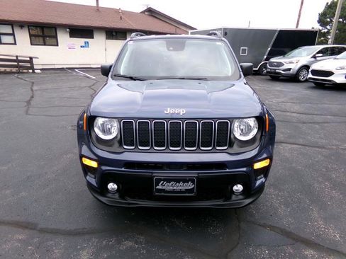 Used 2022 Jeep Renegade Latitude w/ Convenience Group image 3