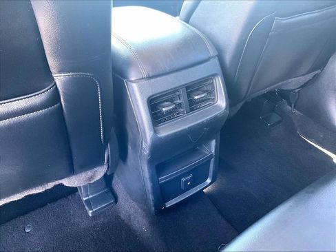 Used 2019 Ford Edge SEL w/ Equipment Group 201A AWD/4WD image 33