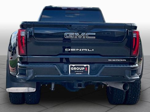 Used 2025 GMC Sierra 3500 Denali Ultimate AWD/4WD image 5