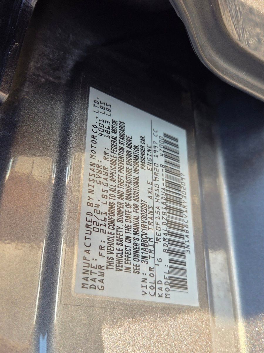Used 2024 Nissan Sentra SV FWD image 19