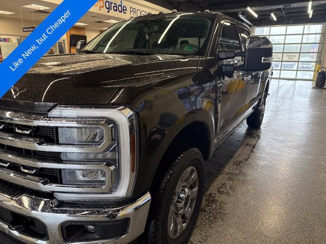 Used 2025 Ford F350 Lariat w/ Lariat Ultimate Package AWD/4WD image 8