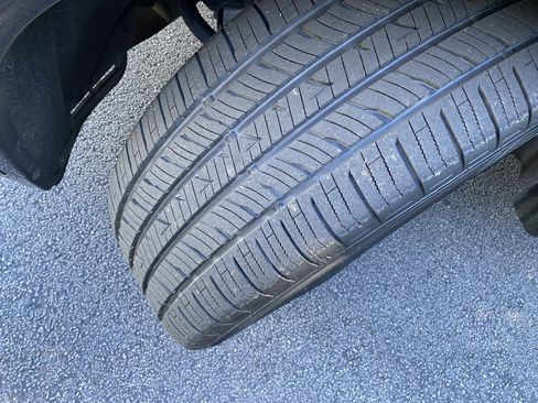 Used 2023 Dodge Durango GT image 12