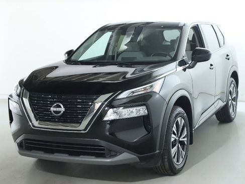 Certified 2023 Nissan Rogue SV image 4