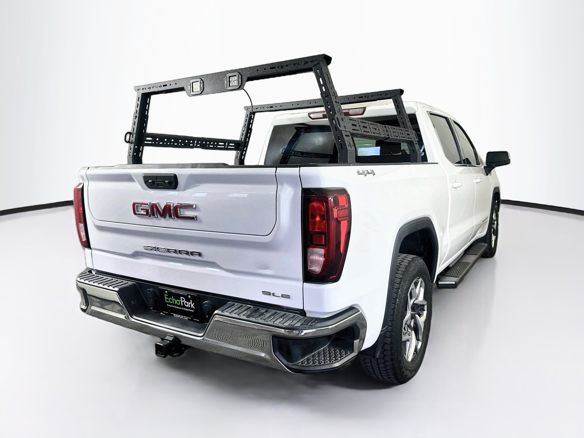 Used 2022 GMC Sierra 1500 SLE AWD/4WD image 9
